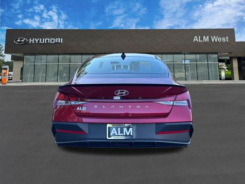 2026 Hyundai ELANTRA Sport