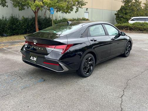 2026 Hyundai ELANTRA Sport