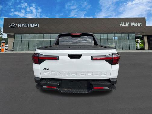 2026 Hyundai SANTA CRUZ SEL Activity