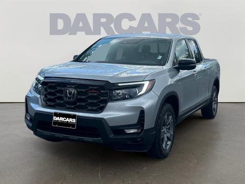 Solar Silver Metallic 2025 Honda Ridgeline