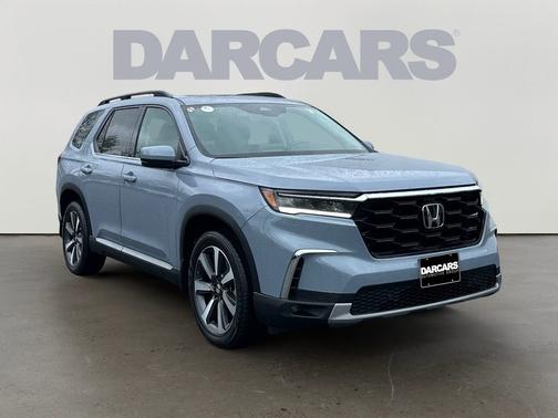 Sonic Gray Pearl 2023 Honda Pilot