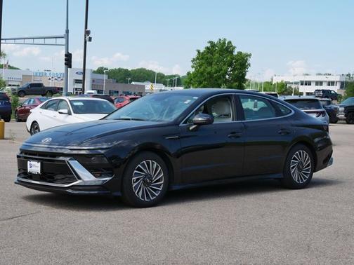 2024 Hyundai SONATA Hybrid SEL