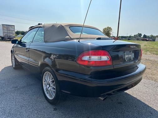2004 Volvo C70 LT