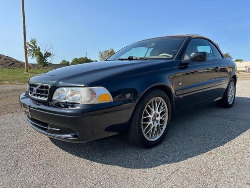 2004 Volvo C70 LT