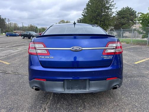 Deep Impact Blue Metallic 2015 Ford Taurus Limited