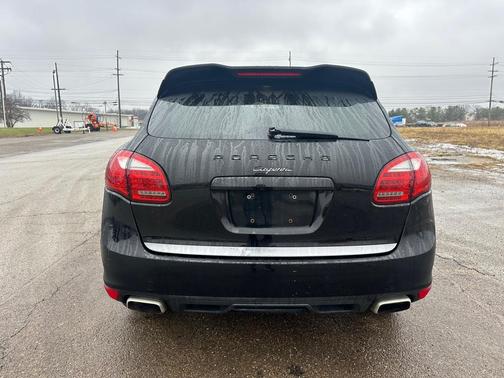 2011 Porsche Cayenne Cayenne