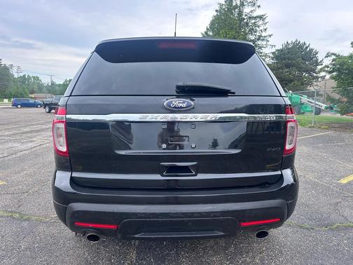 Tuxedo Black Metallic 2014 Ford Explorer Base