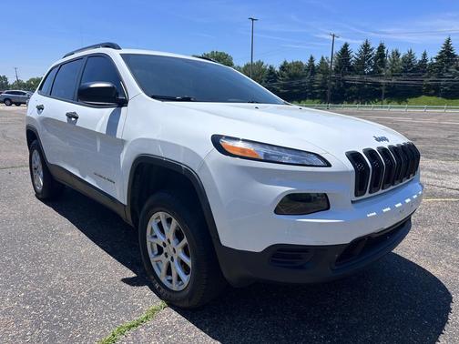 Bright White Clearcoat 2016 Jeep Cherokee Sport