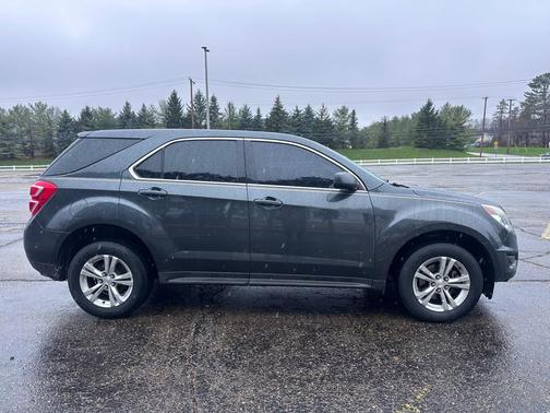 Nightfall Gray Metallic 2017 Chevrolet Equinox LS