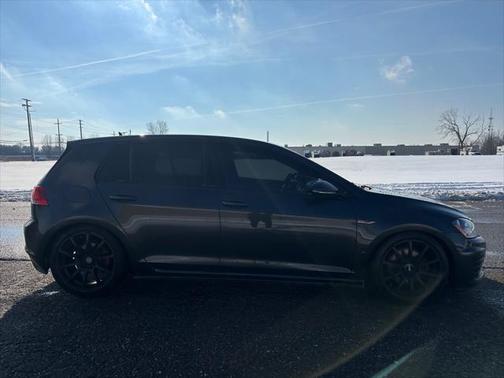 2015 Volkswagen Golf GTI 2.0T S 4-Door