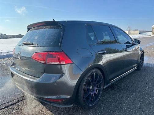 2015 Volkswagen Golf GTI 2.0T S 4-Door