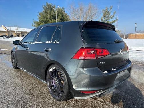 2015 Volkswagen Golf GTI 2.0T S 4-Door