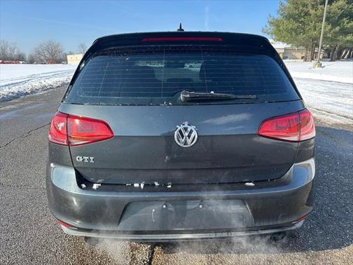 2015 Volkswagen Golf GTI 2.0T S 4-Door