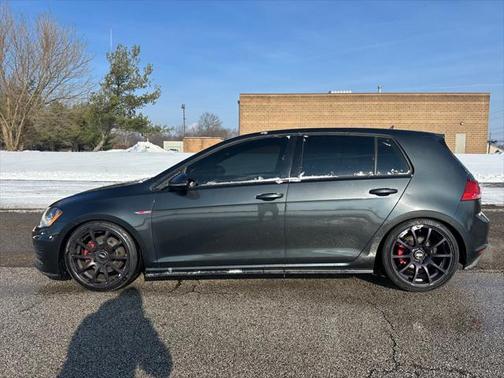 2015 Volkswagen Golf GTI 2.0T S 4-Door