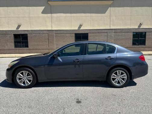 2011 INFINITI G25x Base