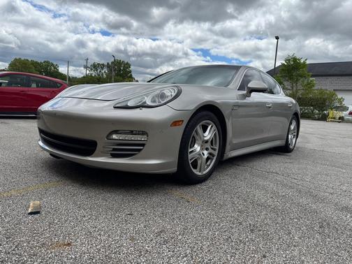 2012 Porsche Panamera 4S
