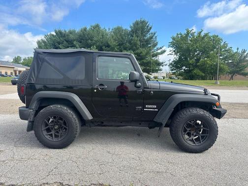 2017 Jeep Wrangler Sport