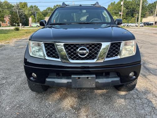 2008 Nissan Frontier LE Crew Cab