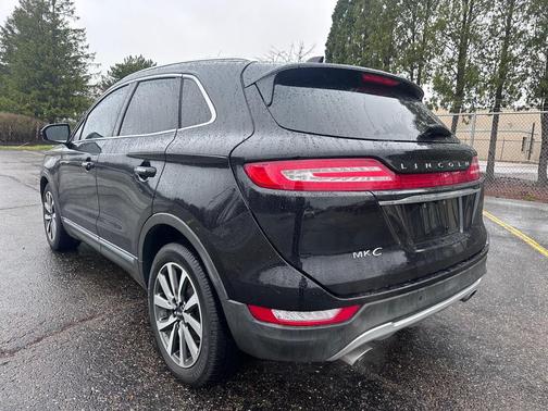 Infinite Black Metallic 2019 Lincoln MKC Reserve