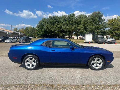 2012 Dodge Challenger SXT