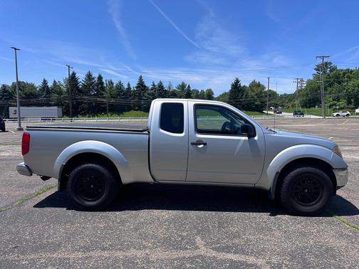 Radiant Silver 2007 Nissan Frontier SE King Cab