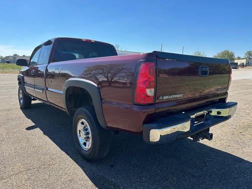 2003 Chevrolet Silverado 2500 LS H/D Extended Cab