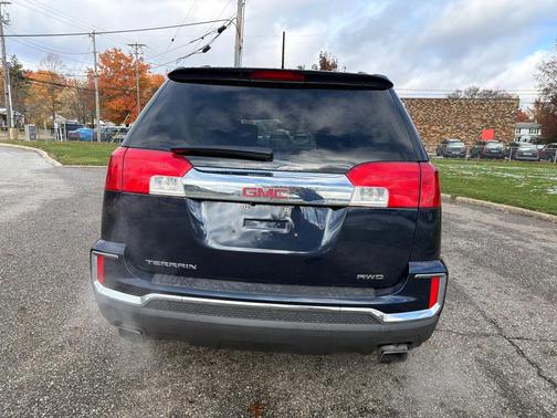 2017 GMC Terrain SLE-2