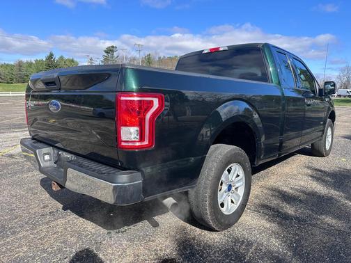 GREEN 2017 Ford F-150 SUPER CAB