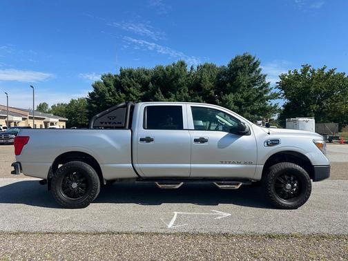 2018 Nissan Titan XD S