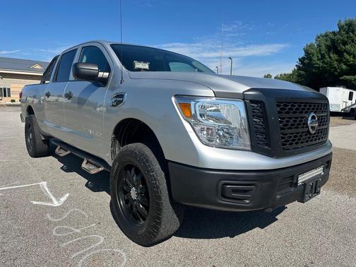 2018 Nissan Titan XD S
