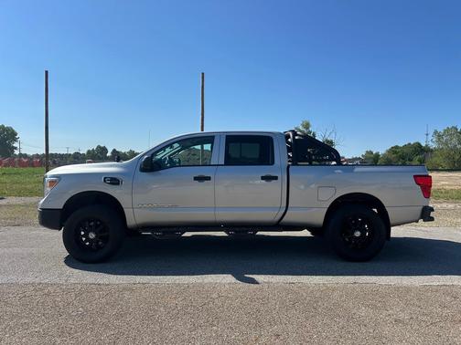 2018 Nissan Titan XD S