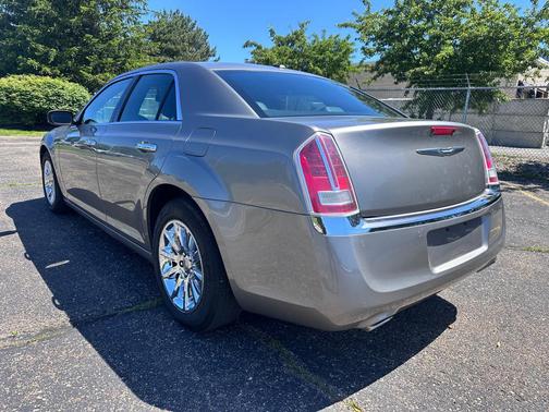 Pewter Grey Pearlcoat 2014 Chrysler 300 S