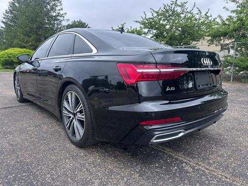 Brilliant Black 2019 Audi A6 55 Premium