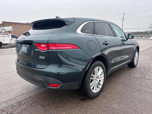 2017 Jaguar F-PACE 20d Prestige