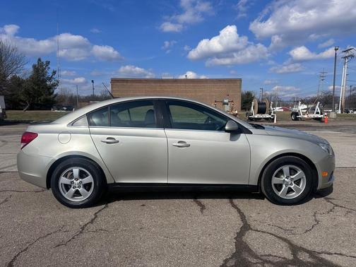2014 Chevrolet Cruze 1LT