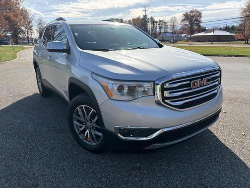 2019 GMC Acadia SLE-2