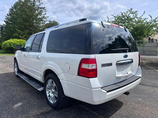 White Platinum Metallic Tri-Coat 2010 Ford Expedition EL Limited