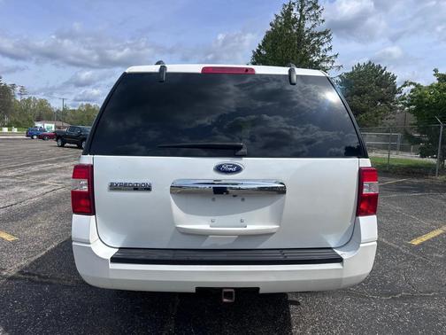 White Platinum Metallic Tri-Coat 2010 Ford Expedition EL Limited