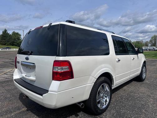 White Platinum Metallic Tri-Coat 2010 Ford Expedition EL Limited