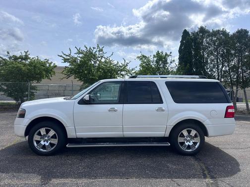 White Platinum Metallic Tri-Coat 2010 Ford Expedition EL Limited
