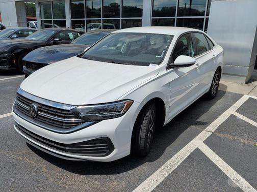 Pure White 2024 Volkswagen Jetta 1.5T S