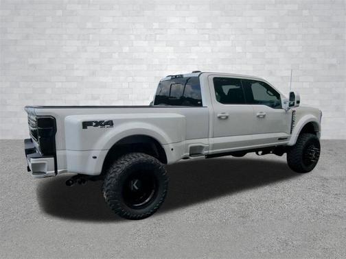 2025 Ford F-450 Platinum