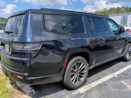 Midnight Sky 2024 Jeep Grand Wagoneer L Series III Obsidian 4x4