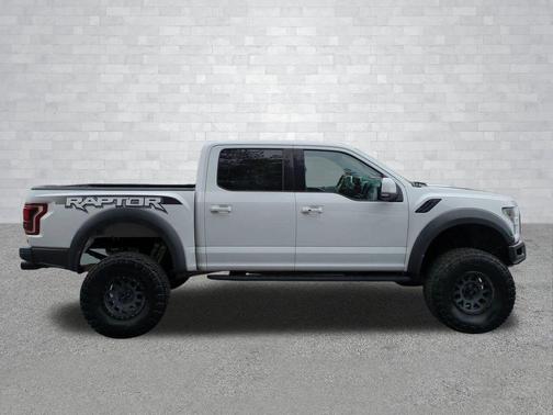 2017 Ford F-150 Raptor