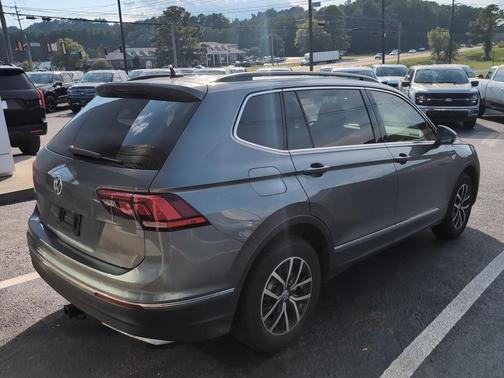 2021 Volkswagen Tiguan 2.0T SE