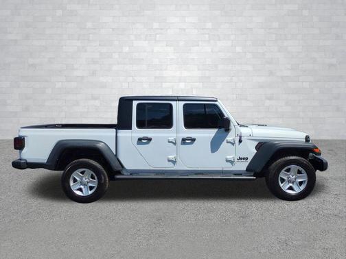 Bright White Clearcoat 2023 Jeep Gladiator Sport S
