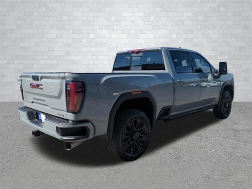 2025 GMC Sierra 2500 AT4