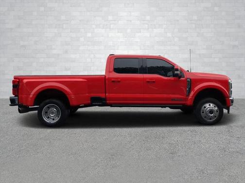 2023 Ford F-450 Lariat