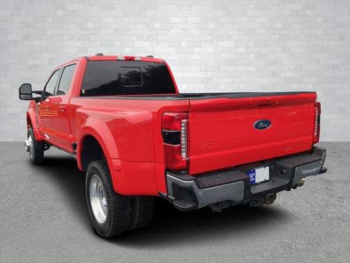 2023 Ford F-450 Lariat