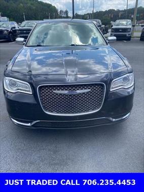 2019 Chrysler 300 Touring